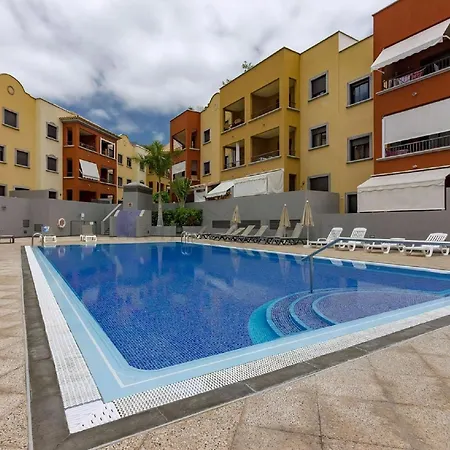 Apartment Fuer 3 Personen Und 1 Kind In Adeje *